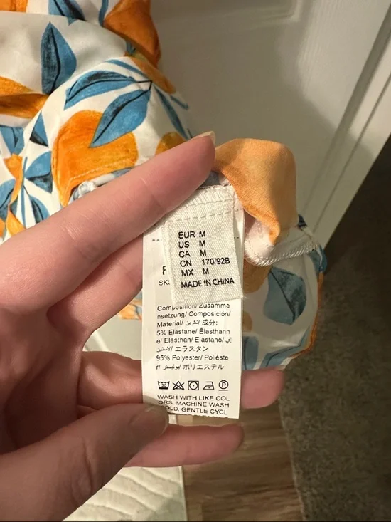 Women’s Orange Print Puff-Sleeve Summer Dress - Picture 3 of 6